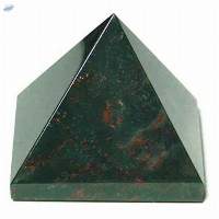 Bloodstone Gemstone Pyramids For Reiki