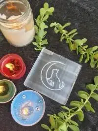 Selenite Charging Plate With Cat and Moon