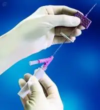 Closed IV Catheter 24 Gauge 0.75 Inch