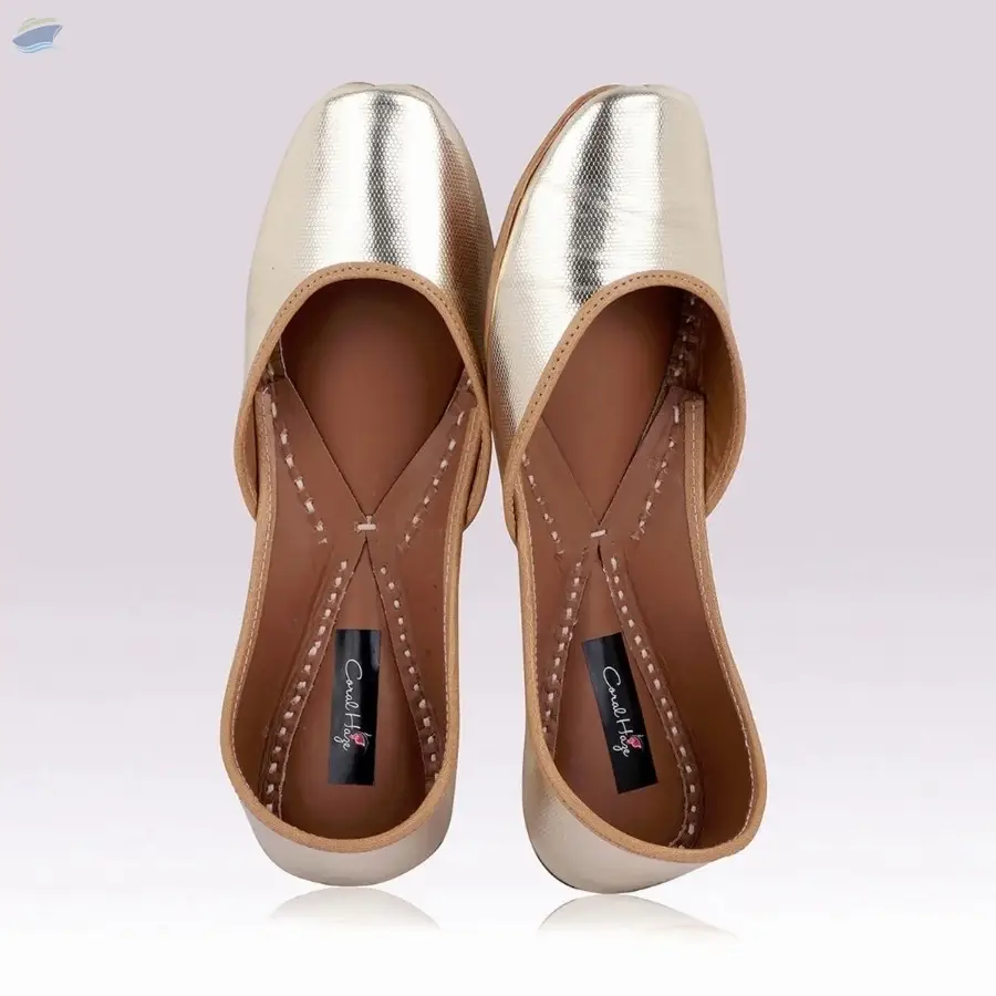 Essential Light Gold
