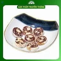Banana Roll With Cashew Nuts