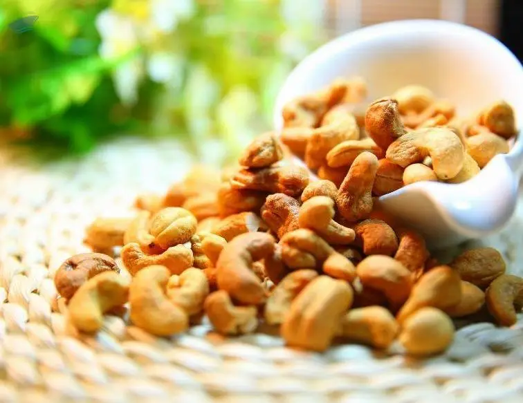 Cashew Kernels