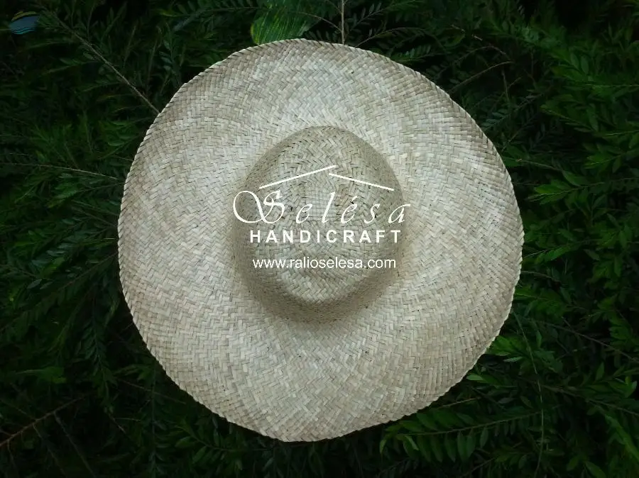 Round Natural Pandanus Hat