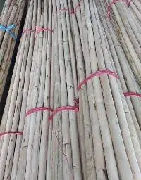 Rattan Manao Semi Poles