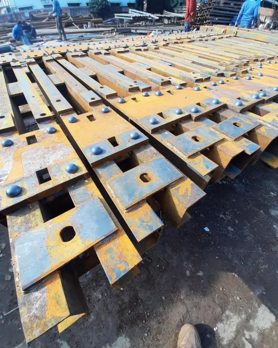 Galvanized Channel & H Beam Sleepers - Railway