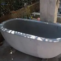 Bathtub