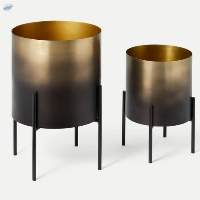Indoor & Outdoor Garden Planter Manufacturer
