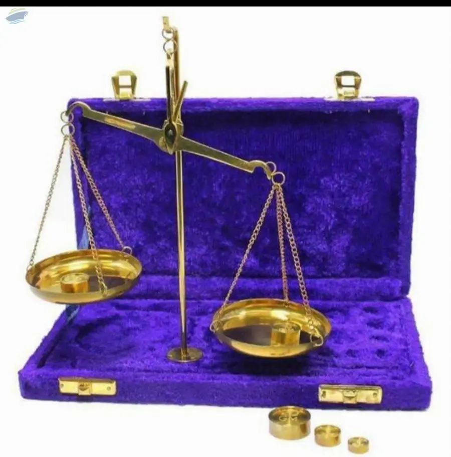 Weight Measuring And Balancing Scale