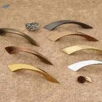 Cabinet Handle  (304)
