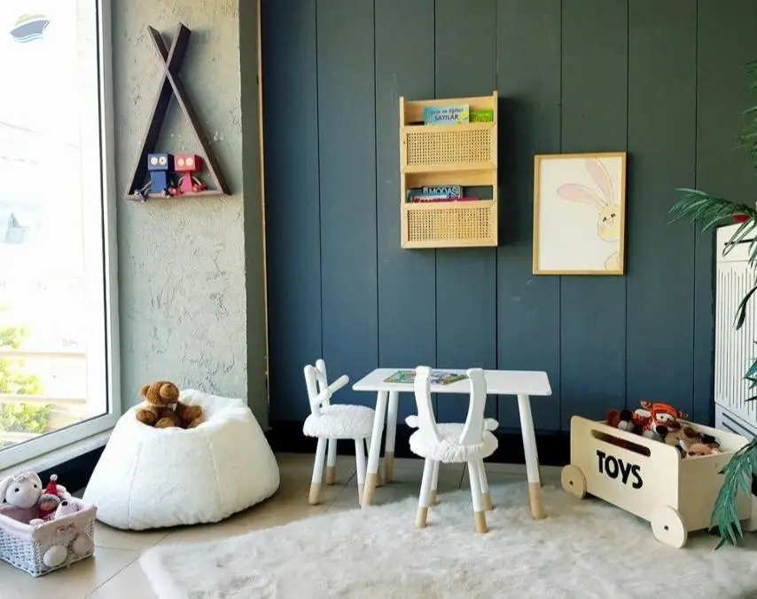 Giraffe Kids Chair and Table Set
