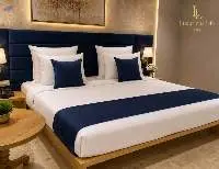 Hotel Bed & Bath Linen