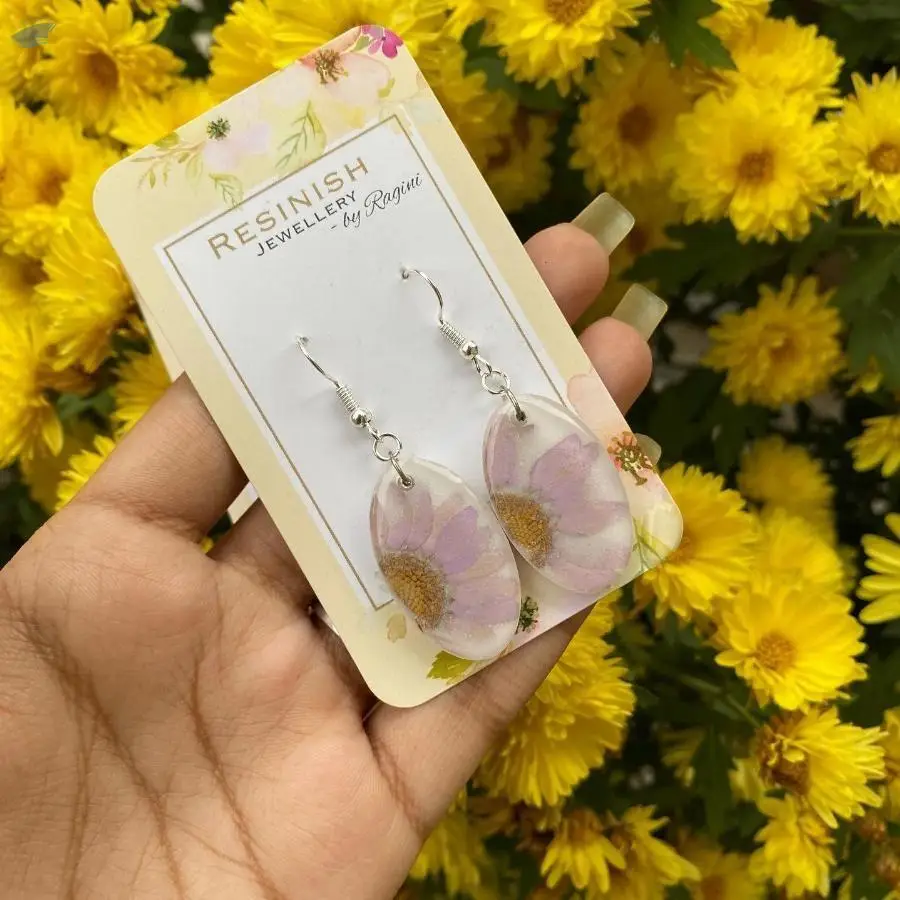 Daisy Baby Earrings White