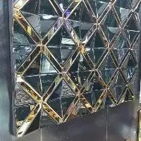Console Glass Work And Glass Show Pees