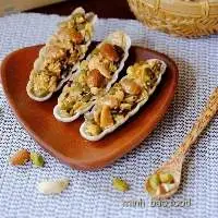 Nutritious Boat-Shape Cake