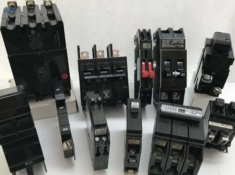 Fuses Scrap by I & K Enterprises. Supplier from Pakistan. Product Id