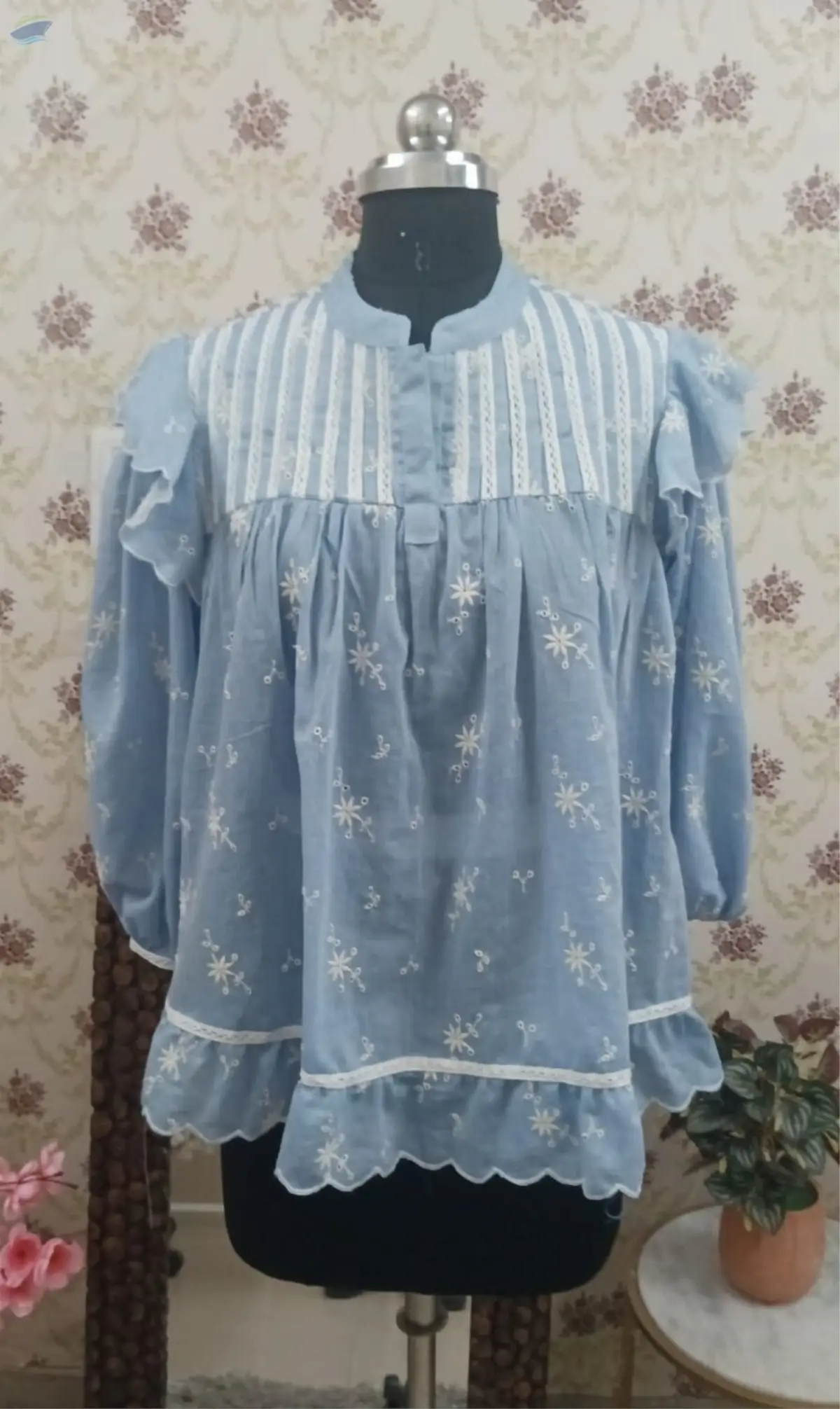 Ladies Tops