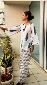 Ladies Tops