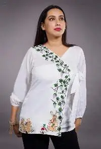 Rabbit & Grape Vine Top