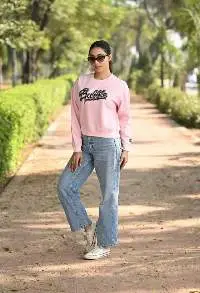 Women Sweatshirt With Bubblegum Text