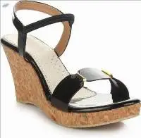 Futcart Women Wedge Sandals