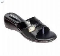 Futcart Women Wedge Slippers