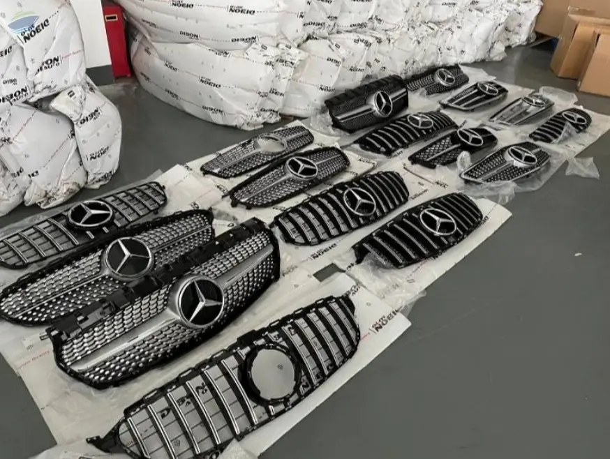 Grilles , Emblems