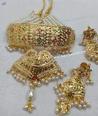 Navratan Jadau Chekpatti Necklace With Earrings