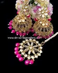 Kundan Jumki With Beautiful Mang Tikka