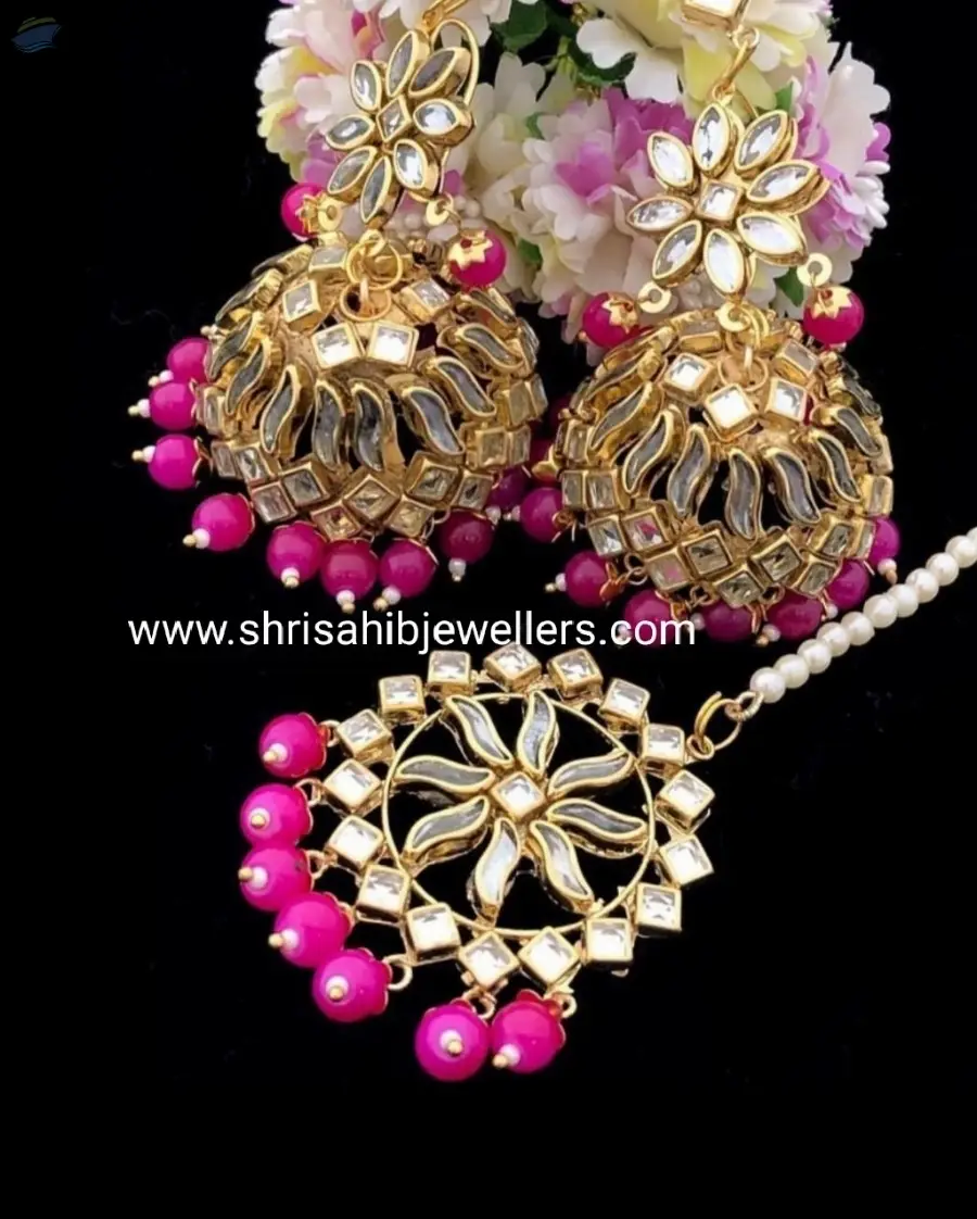 Kundan Jumki With Beautiful Mang Tikka