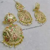 Jadau multi tikka +earrings