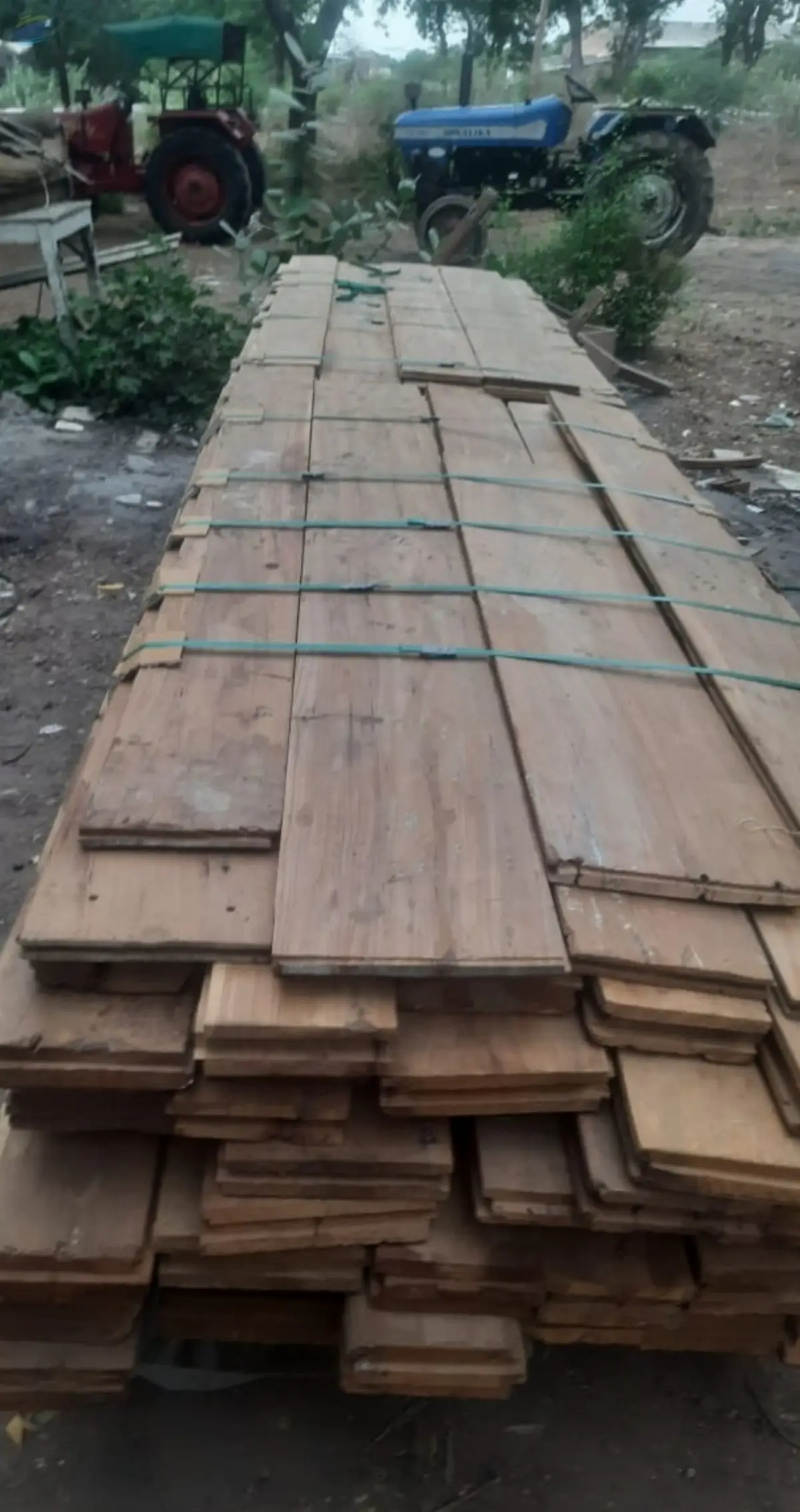 Old Teak Wood by Jay Shakti So Mill. Supplier from India. Product Id