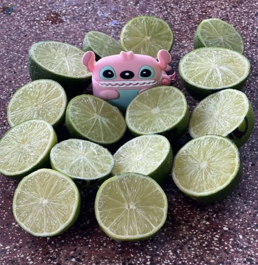 Fresh Lemon Seedless