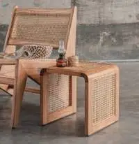 Nimoi Cube | Solid Table