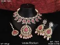 Kundan Necklace Set