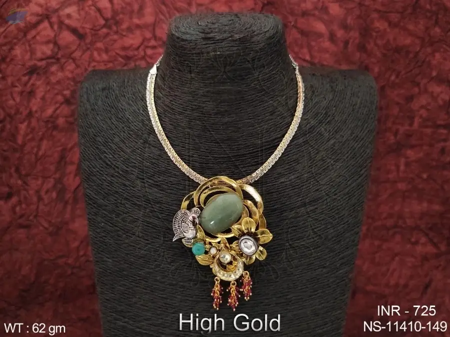 Kundan Necklace Set