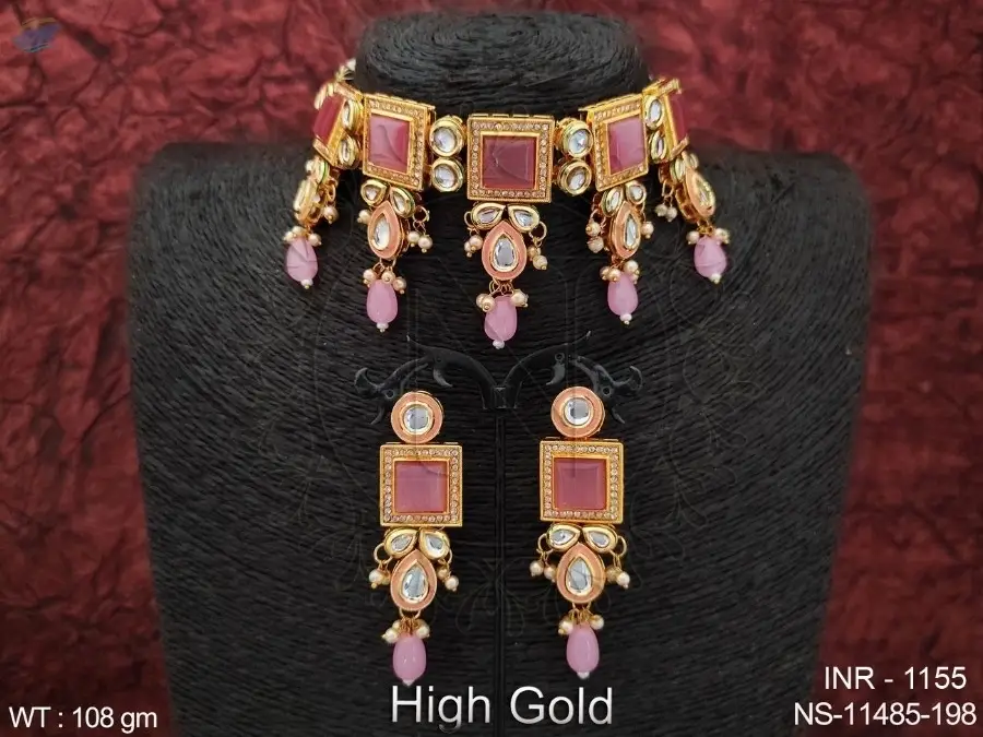 Kundan Necklace Set