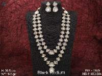 Kundan Necklace Set