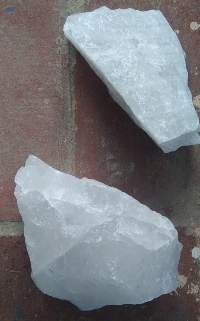 Quartz Lumps And Sand