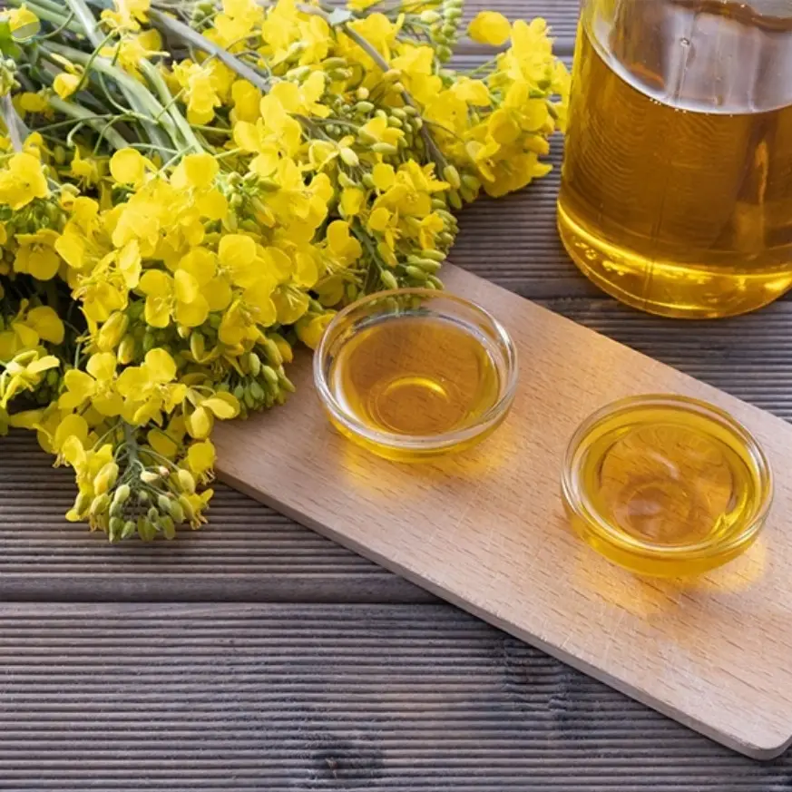 Refined Canola Oil by Greenpoint Holding Inc.. Supplier from Canada