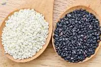 Sesame Seeds (white/black)