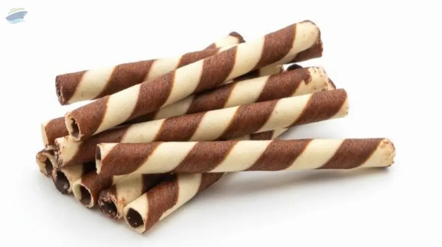 Rolled Wafer Biscuits in Lunch box