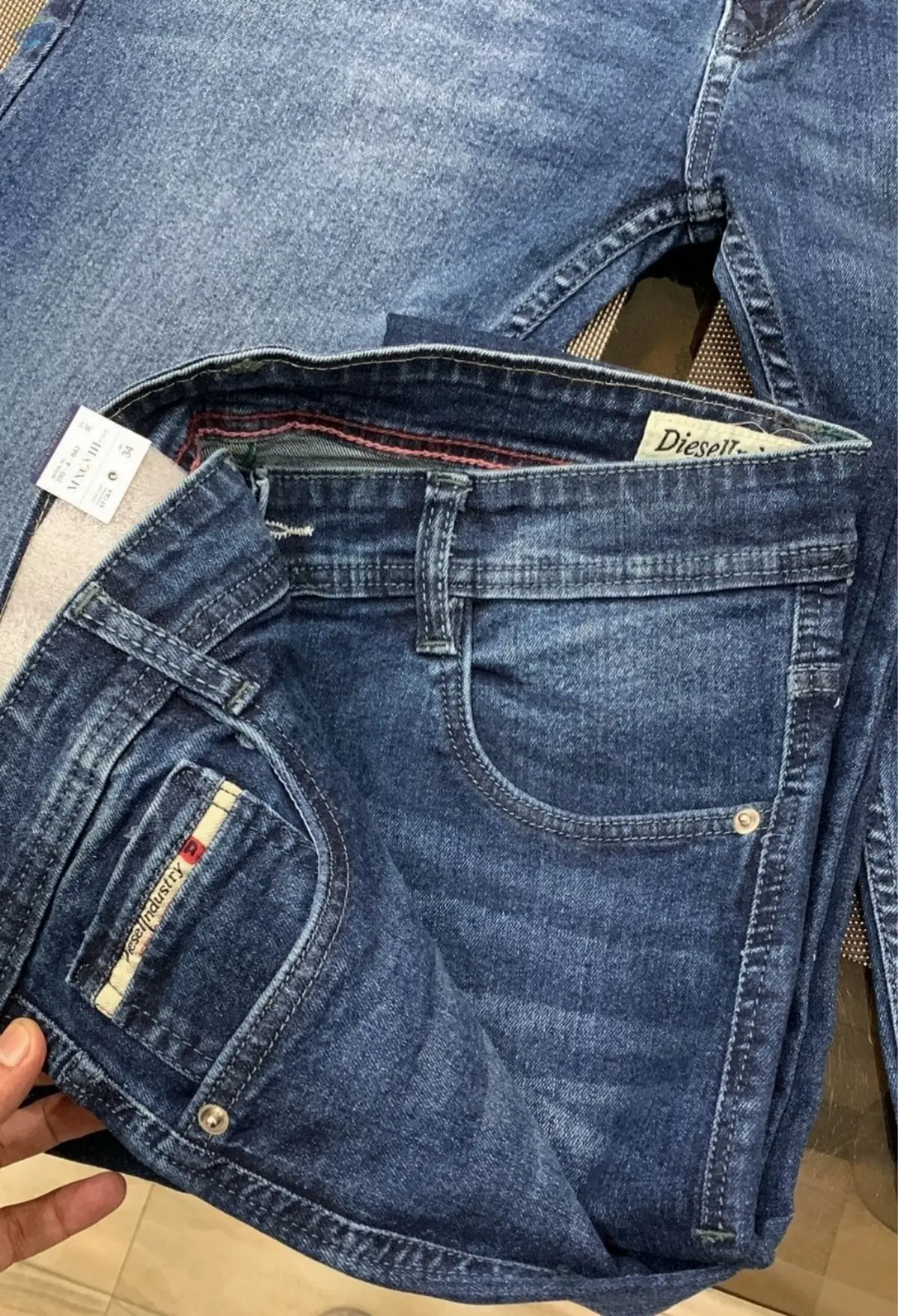 Jeans