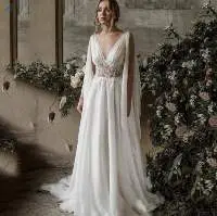Ramanda Simple V-Neck Chiffon Wedding Dress