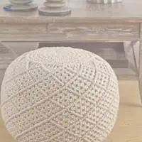 Poufs
