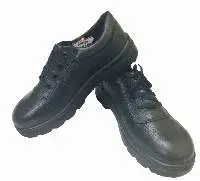 Safety Shoes 11