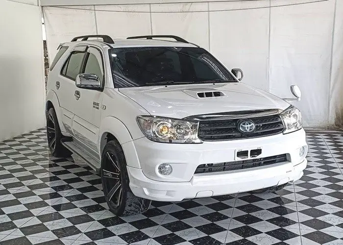 2009 Toyota Fortuner