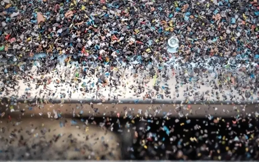 PVC Plastic (98% Clean)