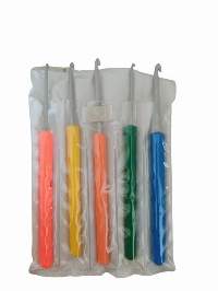 Colourful Plastic Handle Aluminium Crochet Hooks