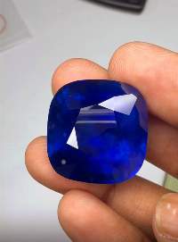 Natural Blue Sapphire 107.52 ct