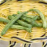 Green beans are crisp and dry